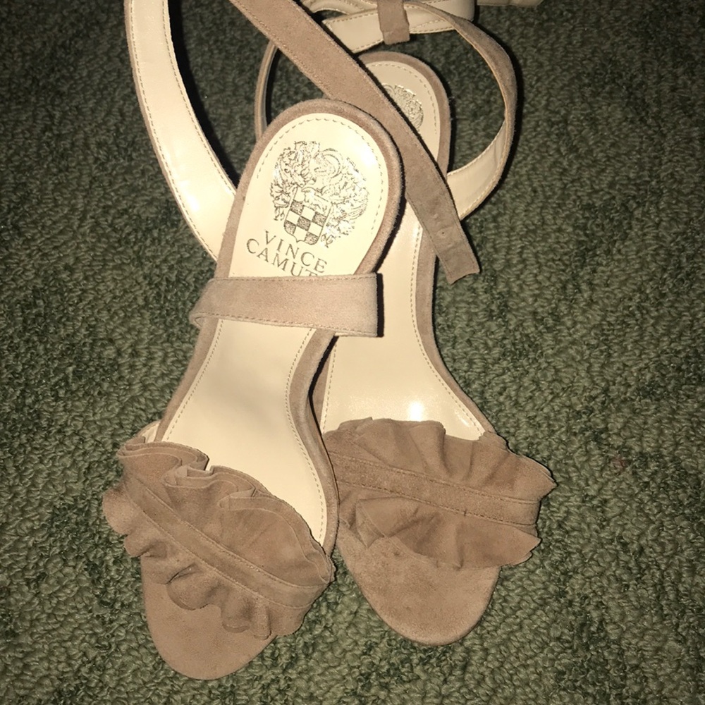 Vince Camuto brown suede chunky heels